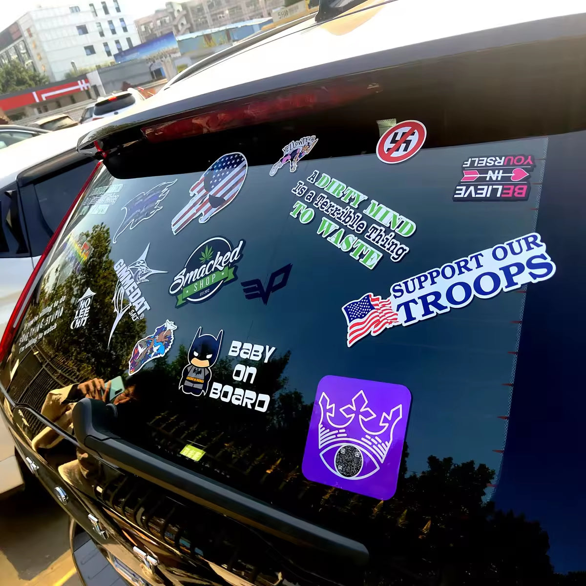 Custom Car Stickers for Lovers - Animal Themed Vinyl Decals for Windows & Bumpers - Dog/Cat Designs